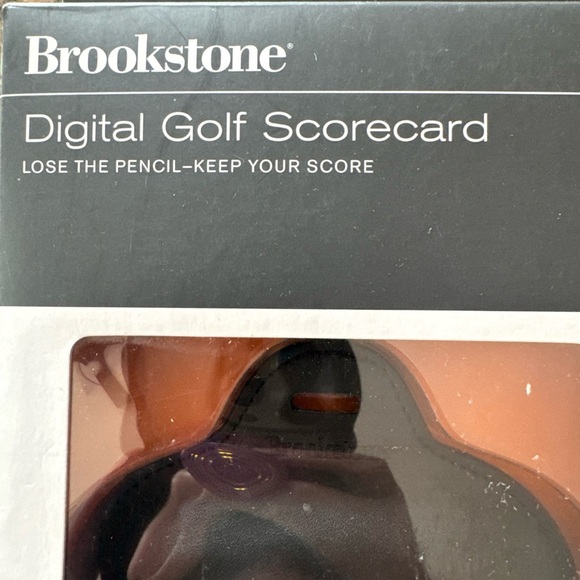 NEW Brookstone Digital Golf Scorecard (O54) - Picture 6 of 6